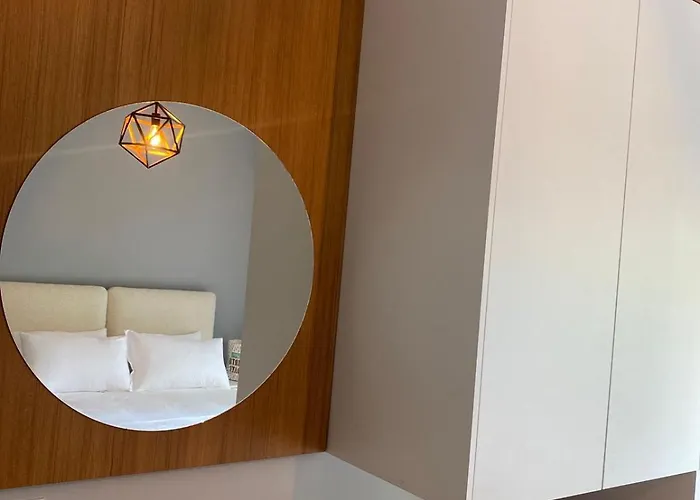 Lana River Modern Appartamento *